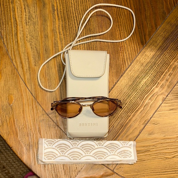 sestini Accessories - Sestini Sunglasses with Cream Case